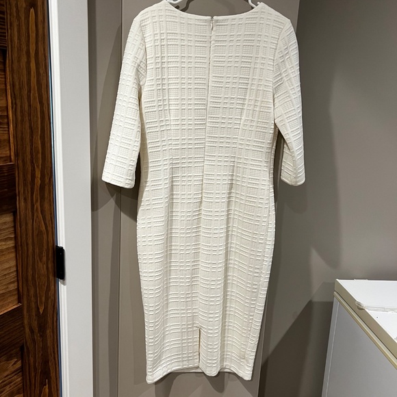 Off-White Fitted Dress - Picture 4 of 6